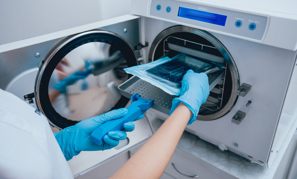 เครื่องนึ่งฆ่าเชื้อโรค ออโต้เคลฟ (Autoclave)